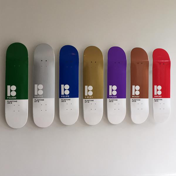 DKM-1 The "Classic" skateboard deck wall hanger.